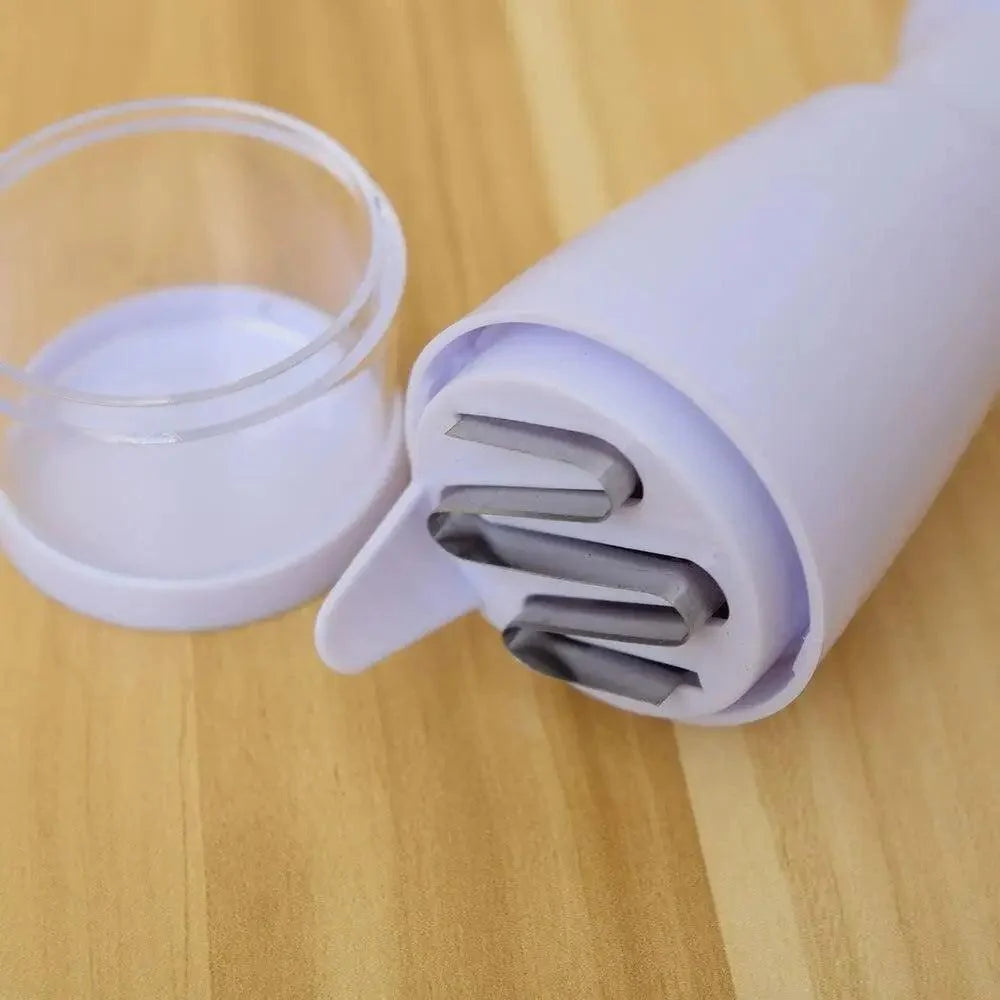 White Kitchen Food Chopper & Vegetable Cutter